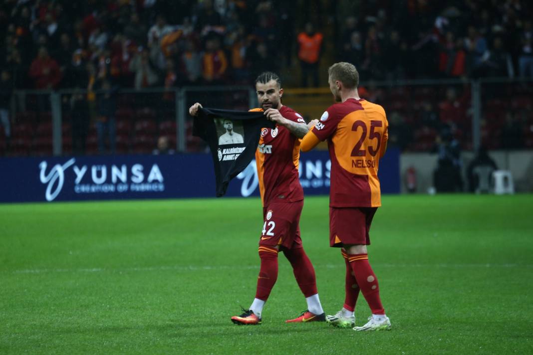 Galatasaray Konyaspor karşısında 3 golle güldü. Yarıştan kopmadı. Maçtan renkli görüntüler 52